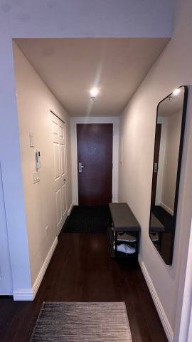 400 Rue Sherbrooke O., Montréal (Ville-Marie), QC H3A - Photo 2