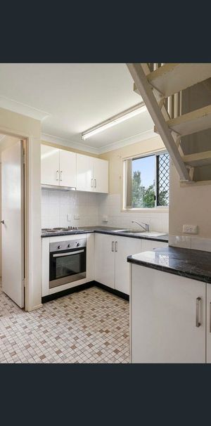 Prime Parkside Location Close to the City - Photo 1