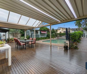 27 Watkins Road, Elermore Vale NSW 2287 - House For Rent | Domain - Photo 1