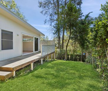 Stylish, Light-Filled Garden Flat in the Heart of Elanora Heights -... - Photo 4