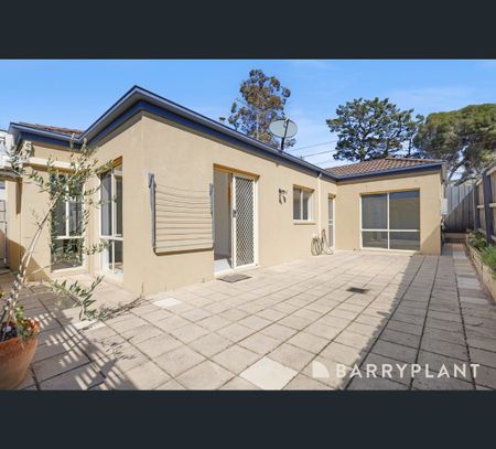 25C Jean St, Cheltenham, Vic 3192 - Photo 3