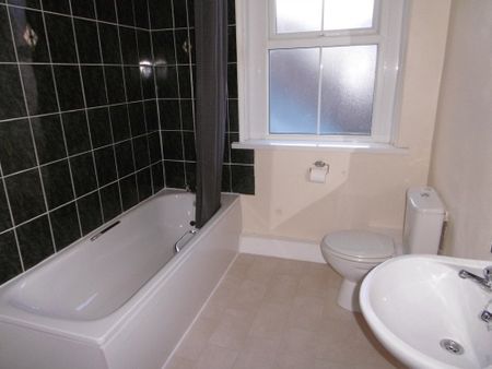 4 King Street, Llandeilo, Carmarthenshire. - Photo 5