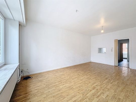 Ruime bel-etage woning met garage te Sint-Amandsberg! - Photo 1