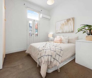 Charming Victorian Terrace in Prime Chapel Street Precinct - Photo 3