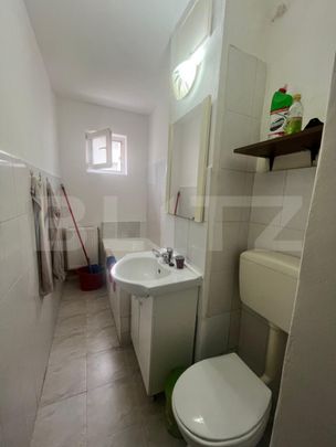 Apartament 3 camere, etaj 2, zona Lama - Fotografie 1
