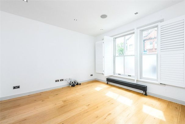 4 bedroom terraced house to rent - Photo 1