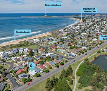 Newly renovated 3-bedroom coastal cottage - Photo 2