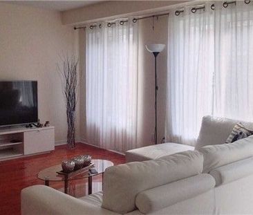 For Lease - 12 Westcliffe Crescent, Richmond Hill, Ontario - Photo 3