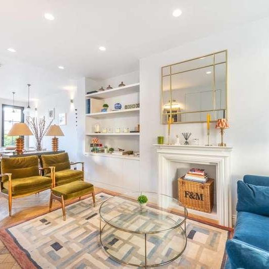 Campden Hill Road, Hillgate Village, W8 - Photo 1