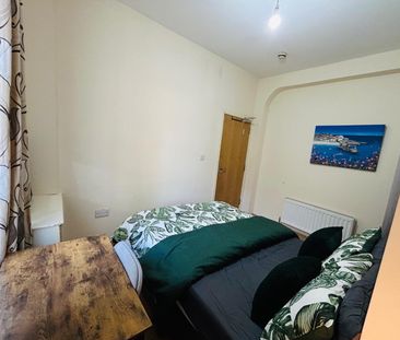 Balfour Avenue, Room 1, ALL BILLS INCLUDED, BT72EX, Belfast - Photo 3