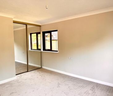 2 bedroom apartment to rent - Photo 6