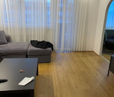 Großzügige 3‑Zimmer‑Wohnung in Haid mit Loggia, Parkplatz und laufe... - Photo 5