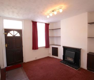 2 bedroom terraced house to rent - Photo 6