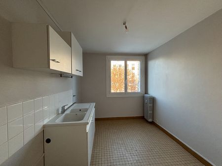 Location Appartement 3 pièces 54m² RENNES 35700 - Photo 4