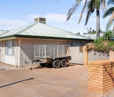 Warm and Homely! - Photo 6