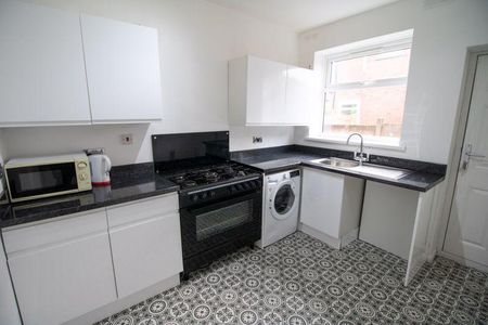 2 bedroom detached bungalow to rent - Photo 5