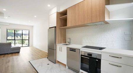 Modern Corner Townhouse - Photo 4