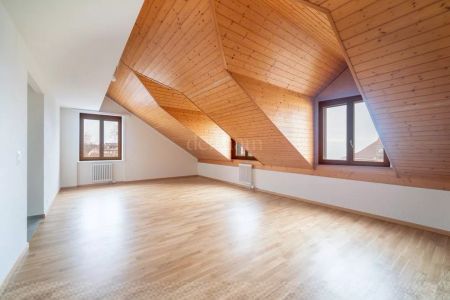 Appartement duplex de 4.5 pièces entièrement rénové - Photo 3
