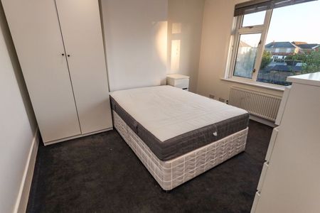 Alton Road, Bournemouth - Photo 5