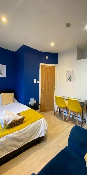 Room in a Shared House, Chobham Road, E15 - Photo 1