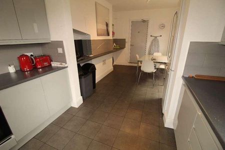 Morecroft Road, Birkenhead, CH42 - Photo 2