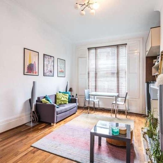 Bartholomew Road, Kentish Town, NW5 - Photo 1