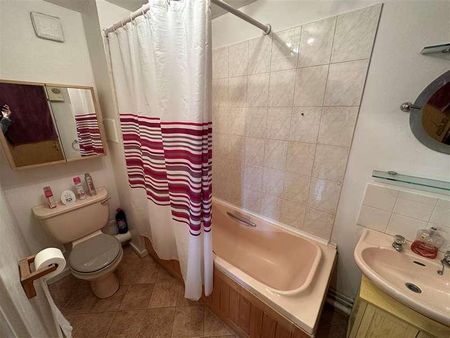 Moray Close, Edgware, HA8 - Photo 5