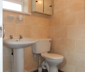 4 Bed End terrace house, Exmouth Street. - Photo 6