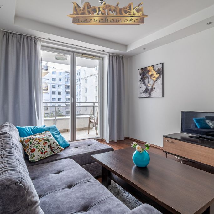 Ciche mieszkanie na elitarnym osiedlu. - Фото 1