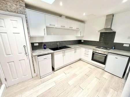 Essex Street, Southend-on-sea, Essex, SS1 - Photo 4