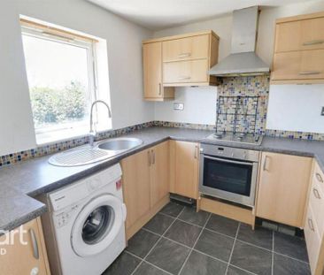 2 bedroom apartment to rent - Photo 5