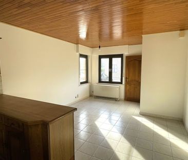 Ruime woning met achteraan prachtig vergezicht - Photo 2