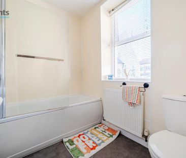 3 bedroom end of terrace house to rent - Photo 6