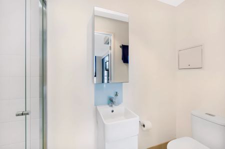 Signature Studio Apartment - Photo 5