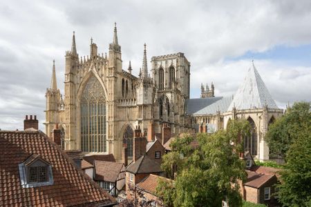 3 bedroom penthouse apartment in York city centre - Photo 2