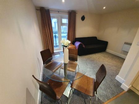 1 bedroom apartment to rent - Photo 2