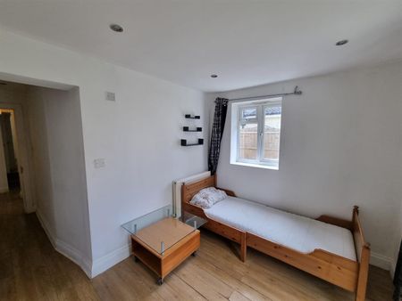 Fairholme Road, Croydon - Photo 5