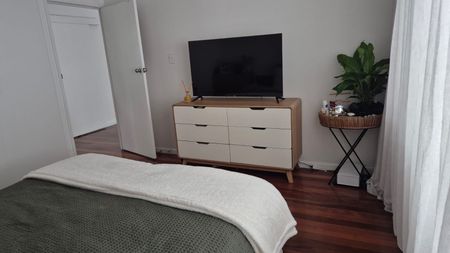 Broadbeach - Photo 4