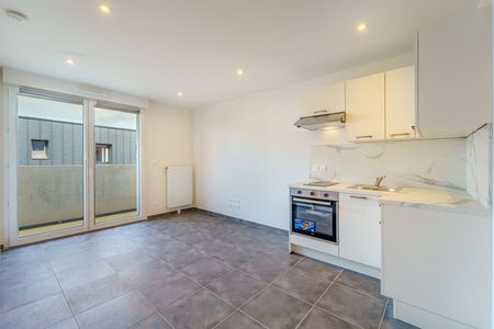 Location Appartement 1 pièce 34m² - Photo 2