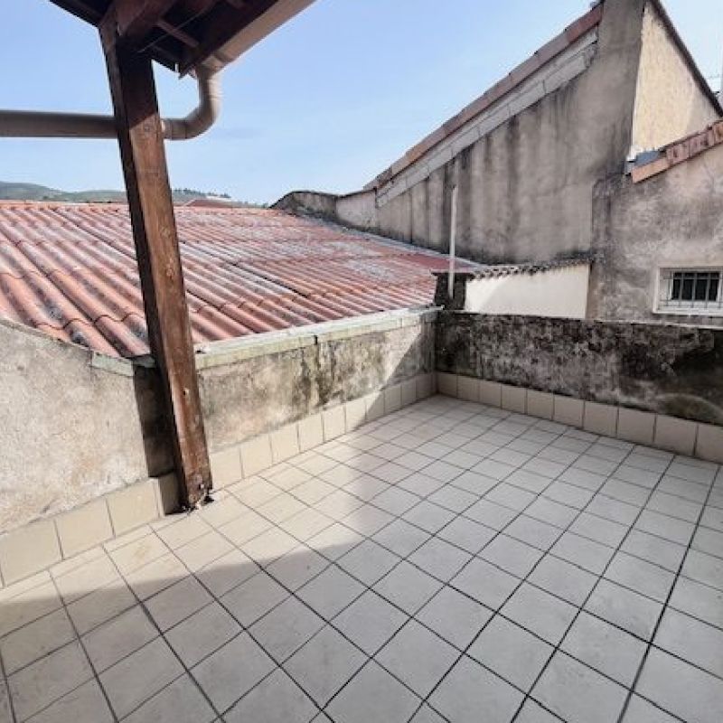 Maison de ville de quatre pièces à louer à TAIN L'HERMITAGE - Photo 1