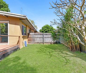 2/9 Hollywell Road, Biggera Waters QLD 4216 - Apartment For Rent | ... - Photo 2