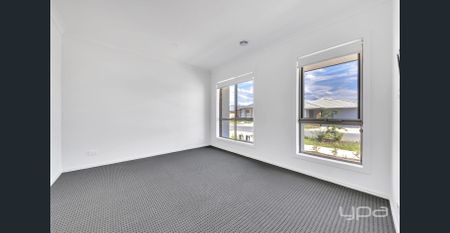 Well presented 3 bed 2 bath home - Photo 2