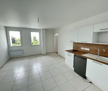 Location Appartement 2 pièces 43m² - Photo 5