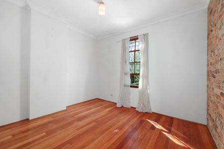 Split Level Urban Terraces in the Heart of Redfern - Photo 3