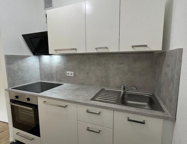 WOHLFÜHLEN LEICHT GEMACHT - 3-Zimmer-Wohnung mit Balkon & moderner EBK - Foto 1