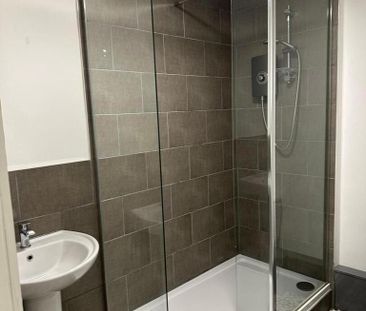 2 bedroom flat to rent - Photo 6