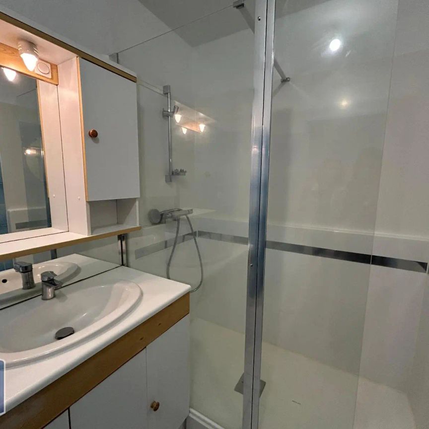 Appartement à louer 4 pièces 82.76m² - Photo 1