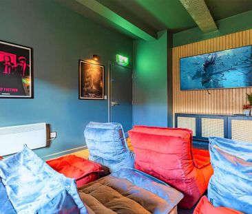 1 bedroom in a flat share to rent - Photo 5