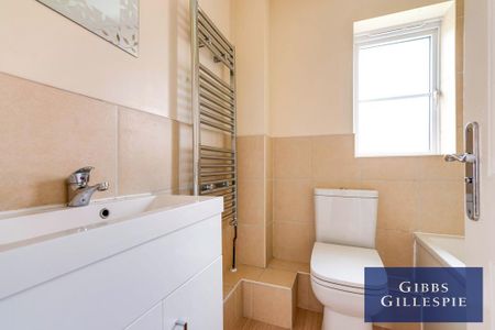 3 bedroom terraced house to rent - Photo 2