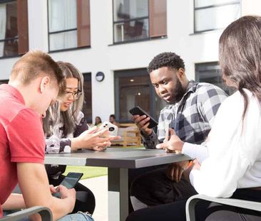 Large Classic Studio - Photo 6